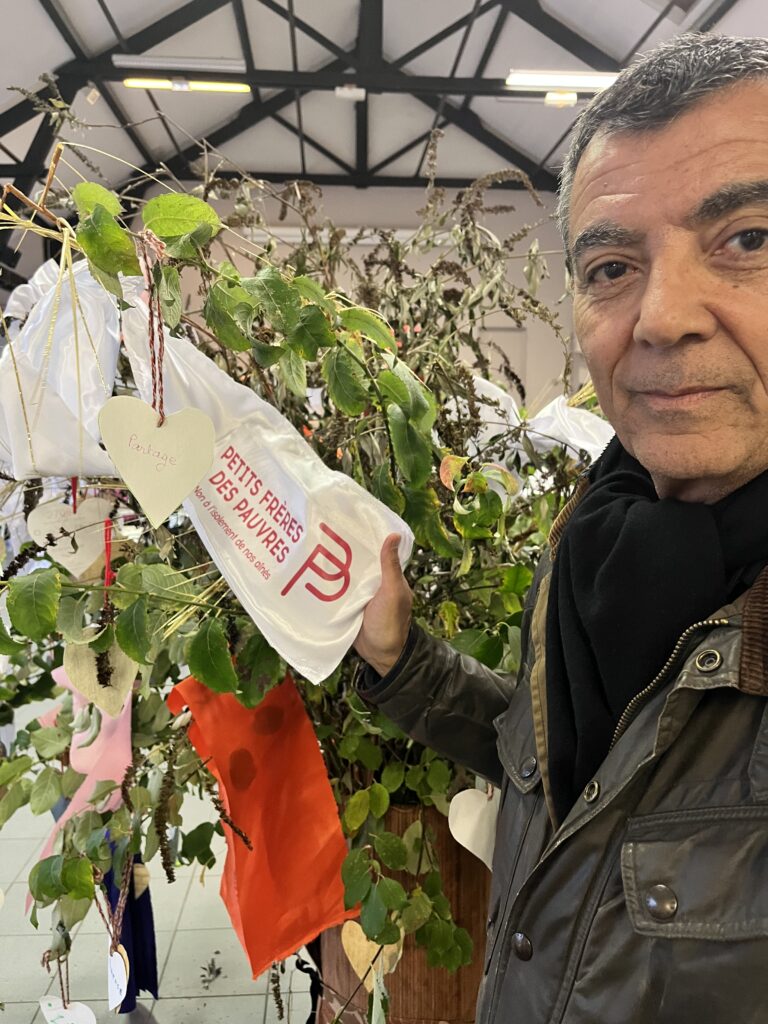 forum des associations solidaires, petits frères des pauvres